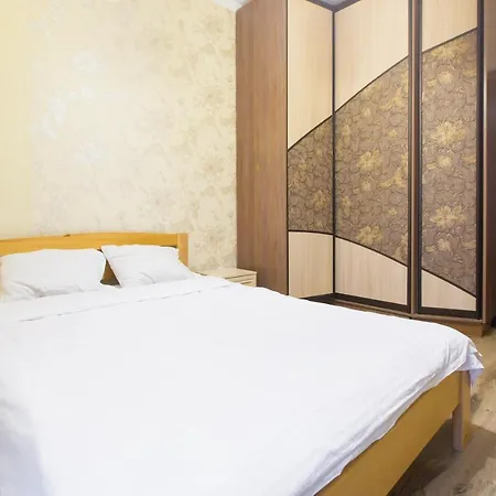 Apartment подобово біля площі ринок вулиця староєврейська 17
