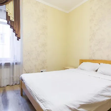 Apartament подобово біля площі ринок вулиця староєврейська 17