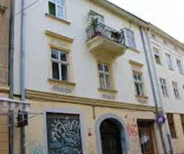 Apartament подобово біля площі ринок вулиця староєврейська 17 *